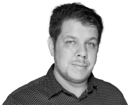Teemu_bw_portrait